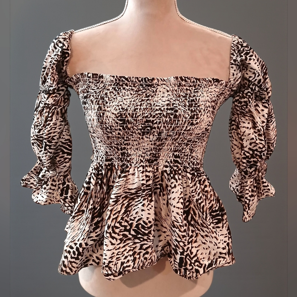Express Smocked Off Shoulder Leopard Balloon Sleeves Shirt Milkmaid Peasant XL